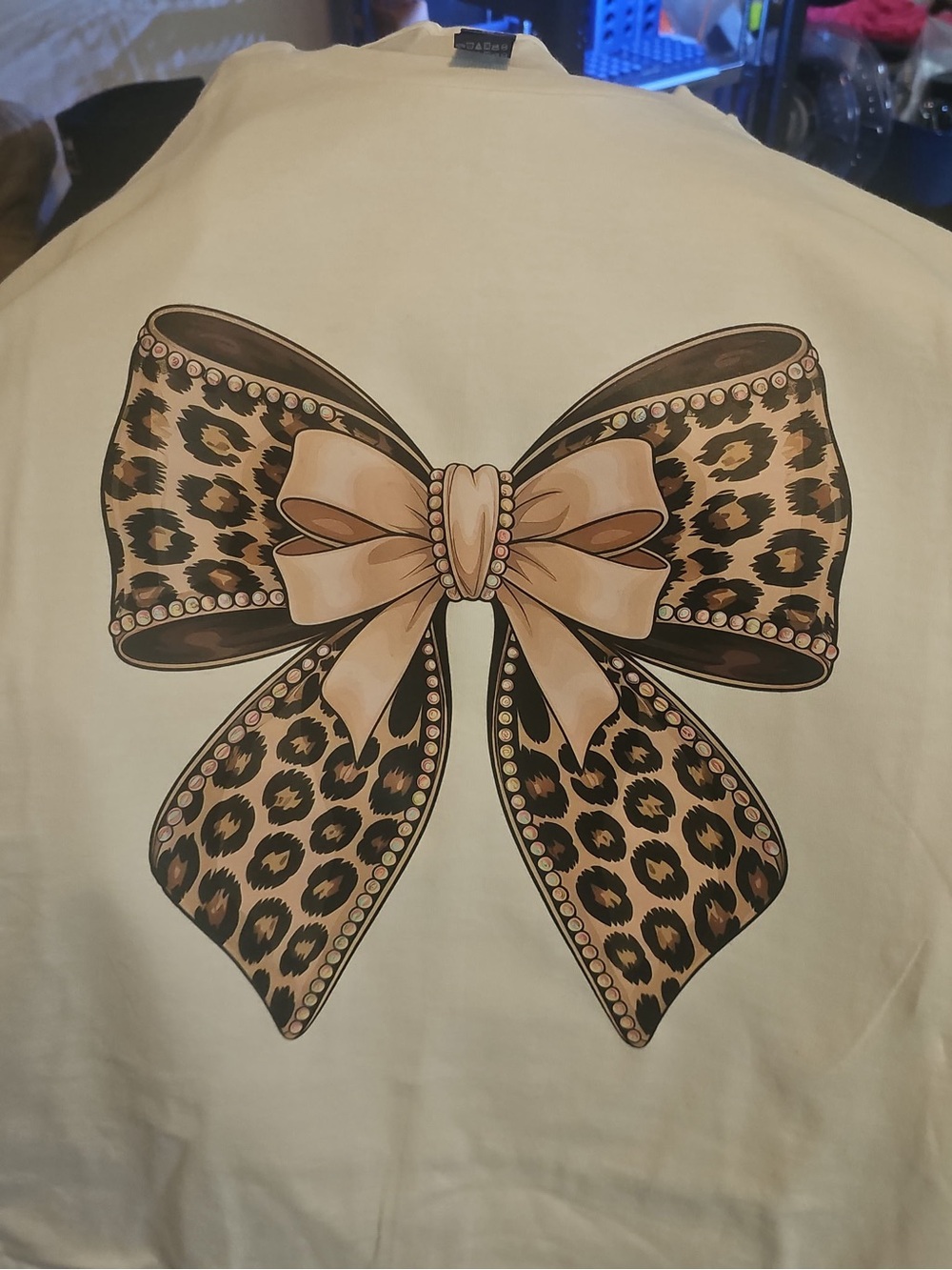 Kids Cream Shirt with Leopard Bow Graphic